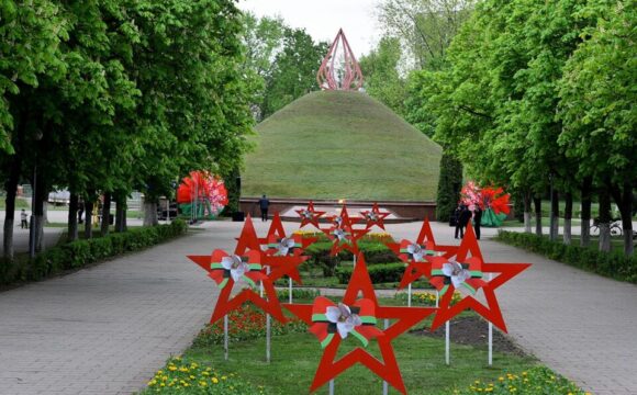 Поздравление главы администрации с 80-летием Великой Победы